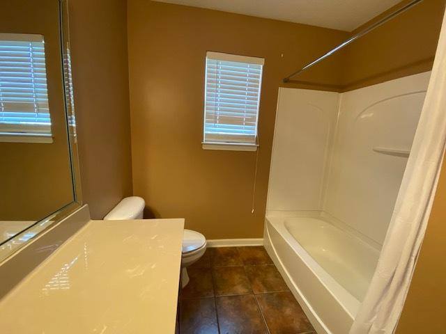 House for rent at Ravenwood, 6098 Ravenwood Lake Dr E, Horn Lake, MS 38637