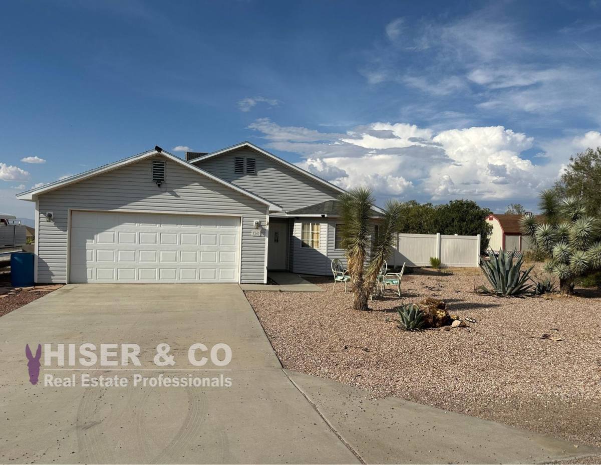 House for rent at Valle Vista, 7143 E Alvarado Dr, Kingman, AZ 86401