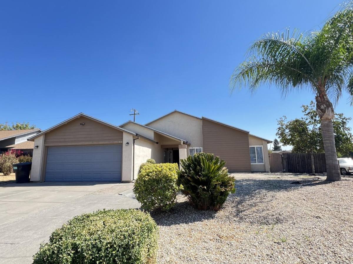 House for rent at Millrose, 3793 Rock Island Dr, Sacramento, CA 95827