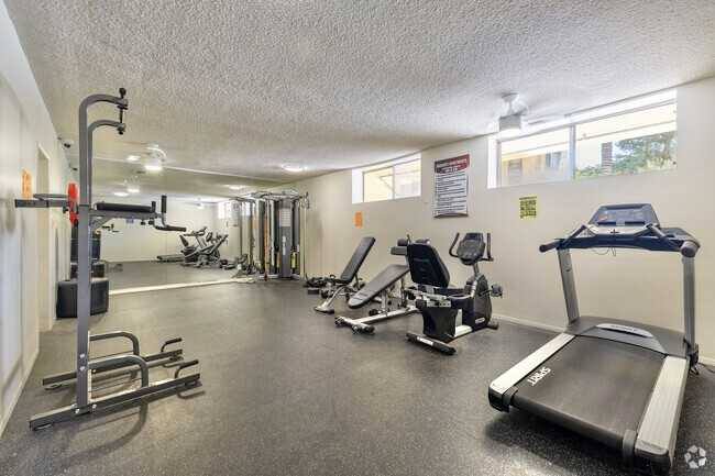 Apartment for rent at 17859 Margate St #202, Encino, CA 91316