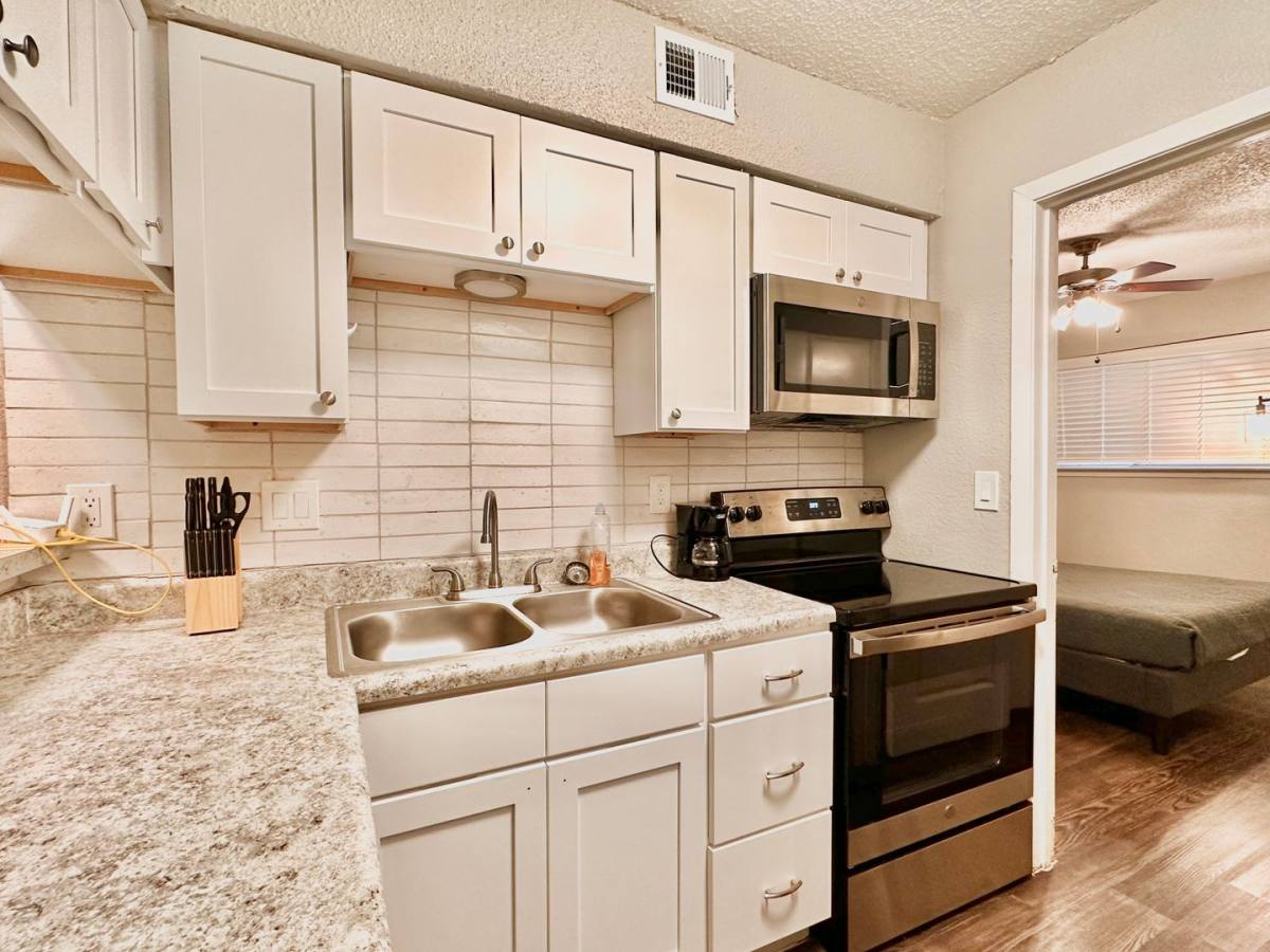 Apartment for rent at 2801 Hemphill Park, Austin, TX 78705