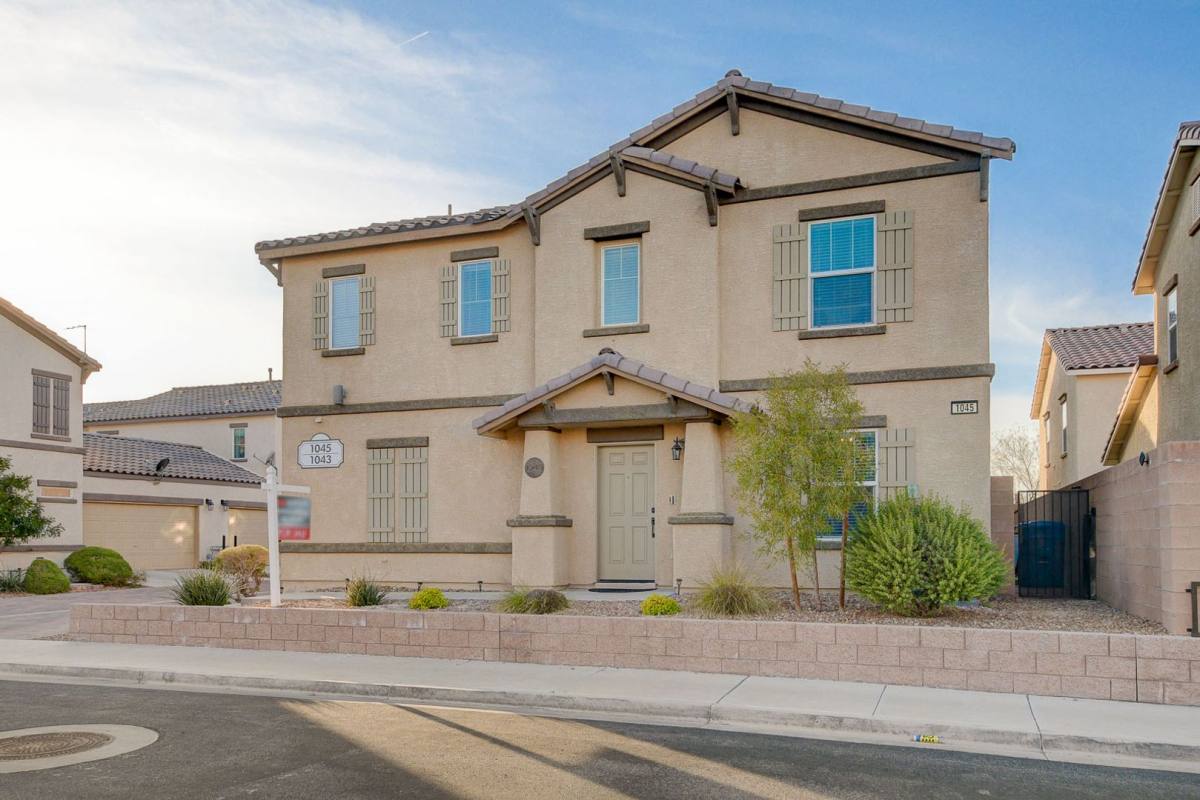 House for rent at 1045 Spotted Saddle St, Henderson, NV 89015