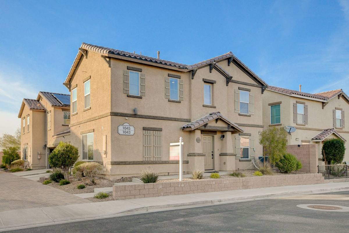 House for rent at 1045 Spotted Saddle St, Henderson, NV 89015