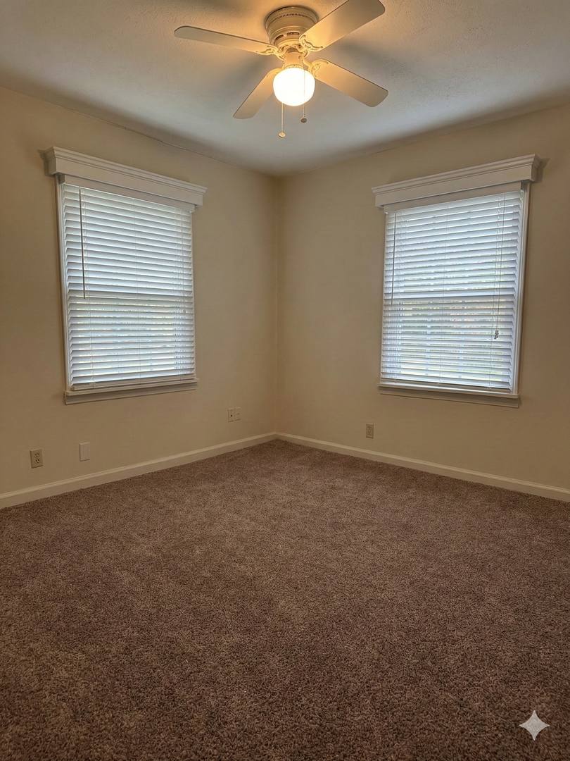 House for rent at 68 Monroe Ave, Jackson, TN 38301