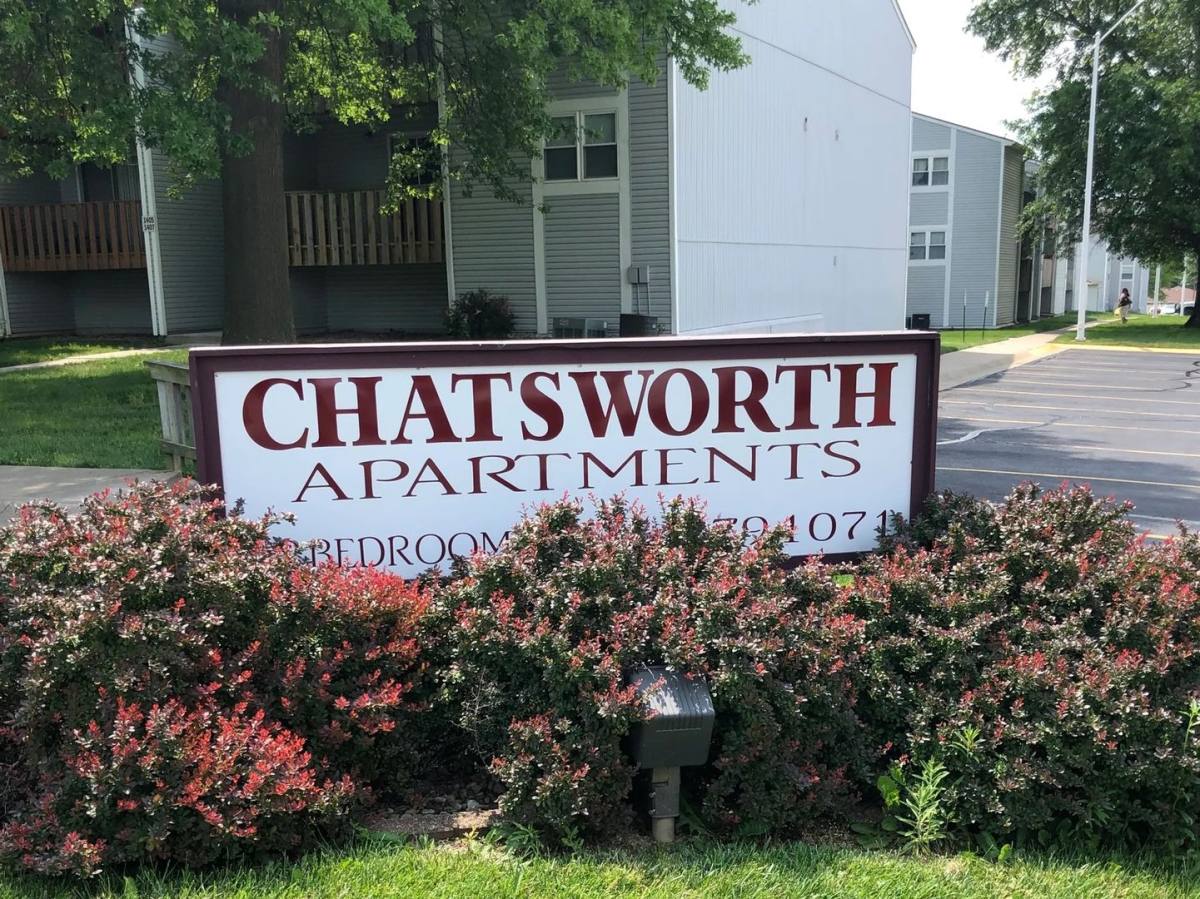 Apartment for rent at 1521 S 38th St, Saint Joseph, MO 64507