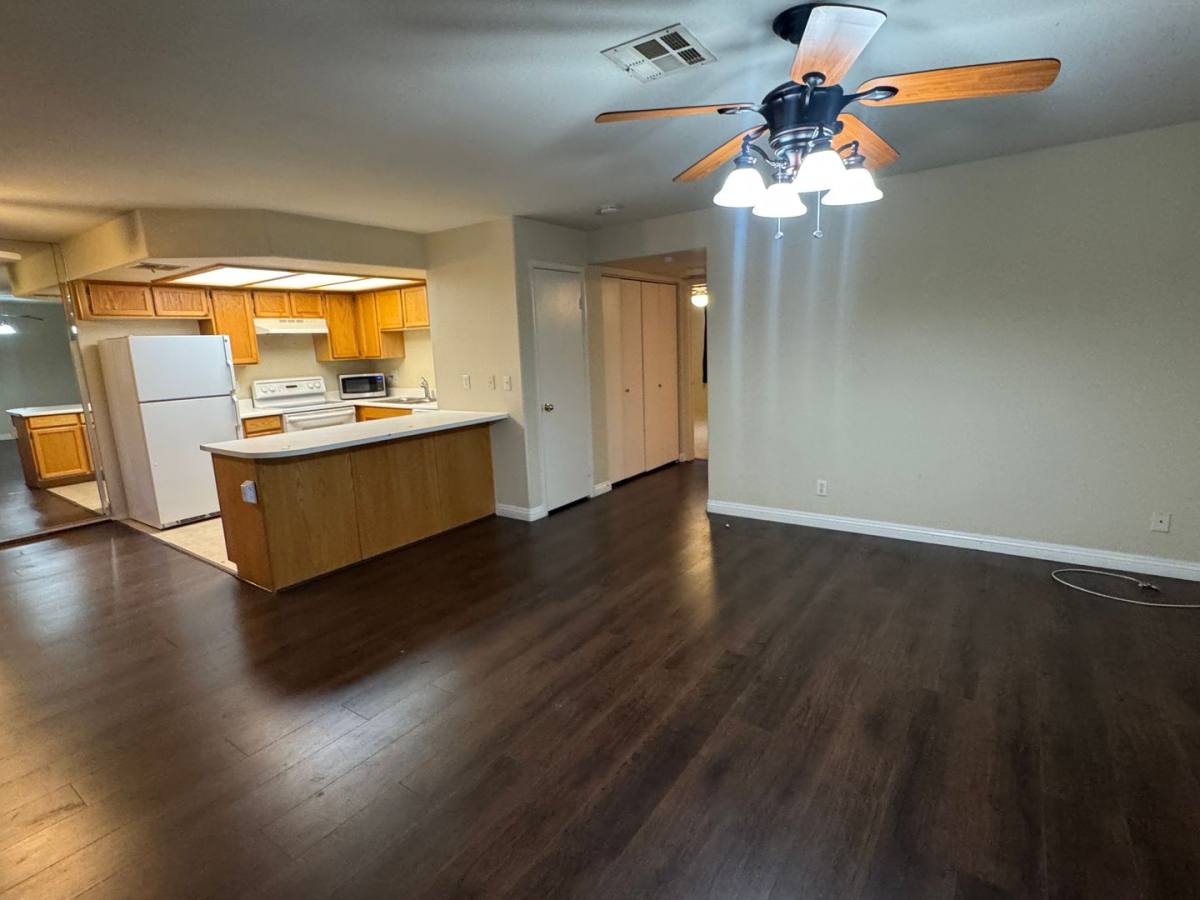 Condo for rent at 8410 Eldora, Las Vegas, NV 89117