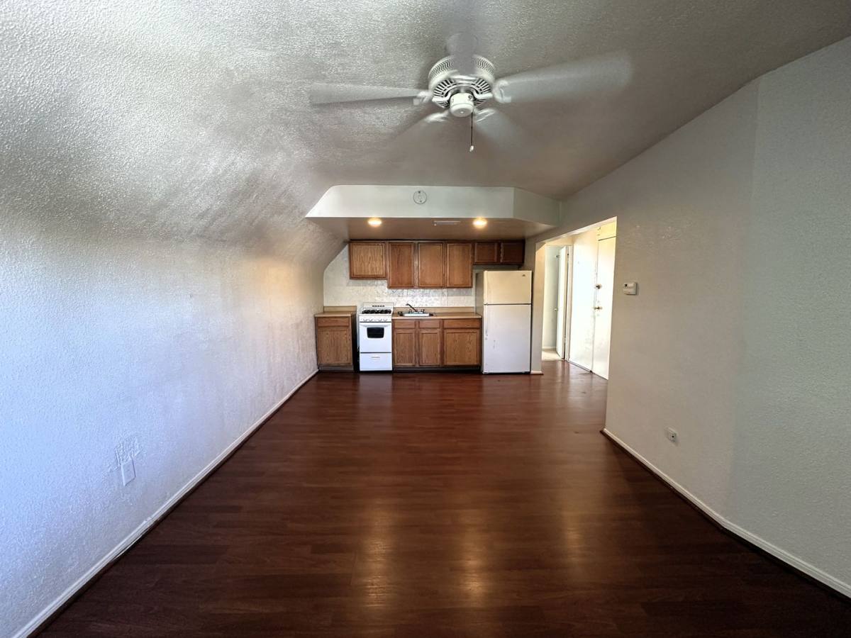 Townhouse for rent at 245 Amber St, Pittsburgh, PA 15206