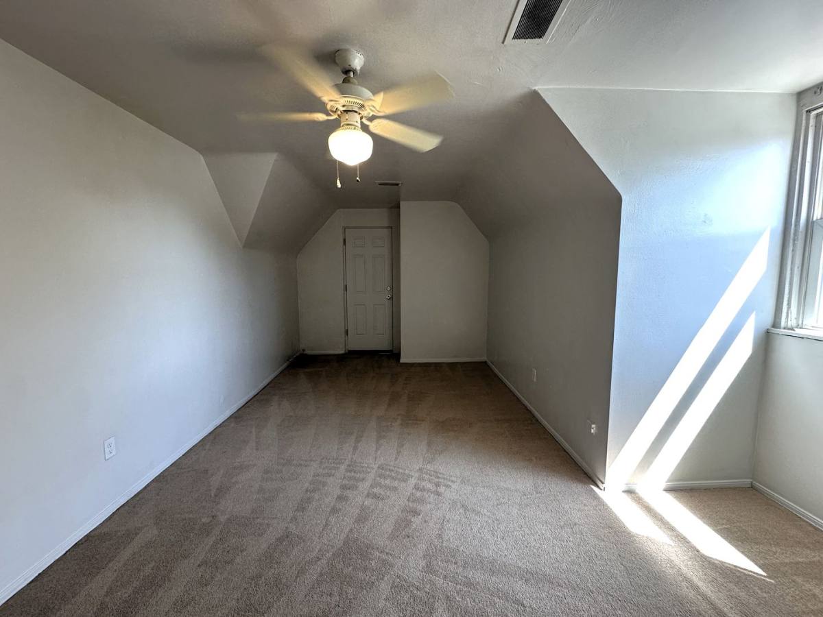 Townhouse for rent at 245 Amber St, Pittsburgh, PA 15206