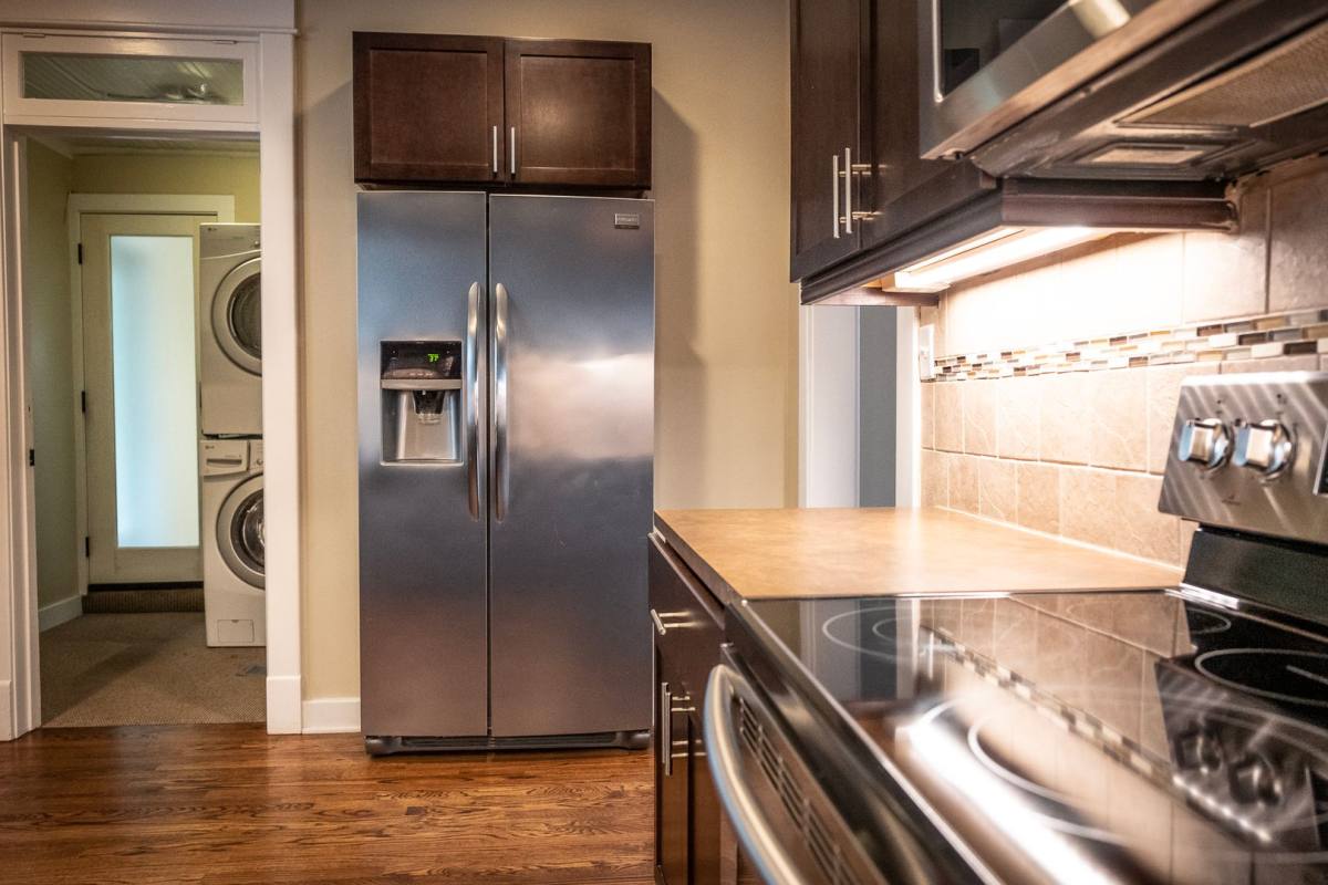 Apartment for rent at 5125 Walnut St, Kansas City, MO 64112