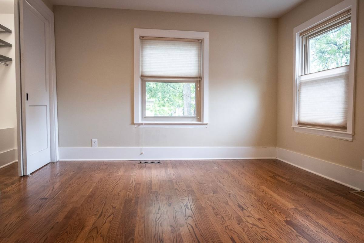 Apartment for rent at 5125 Walnut St, Kansas City, MO 64112