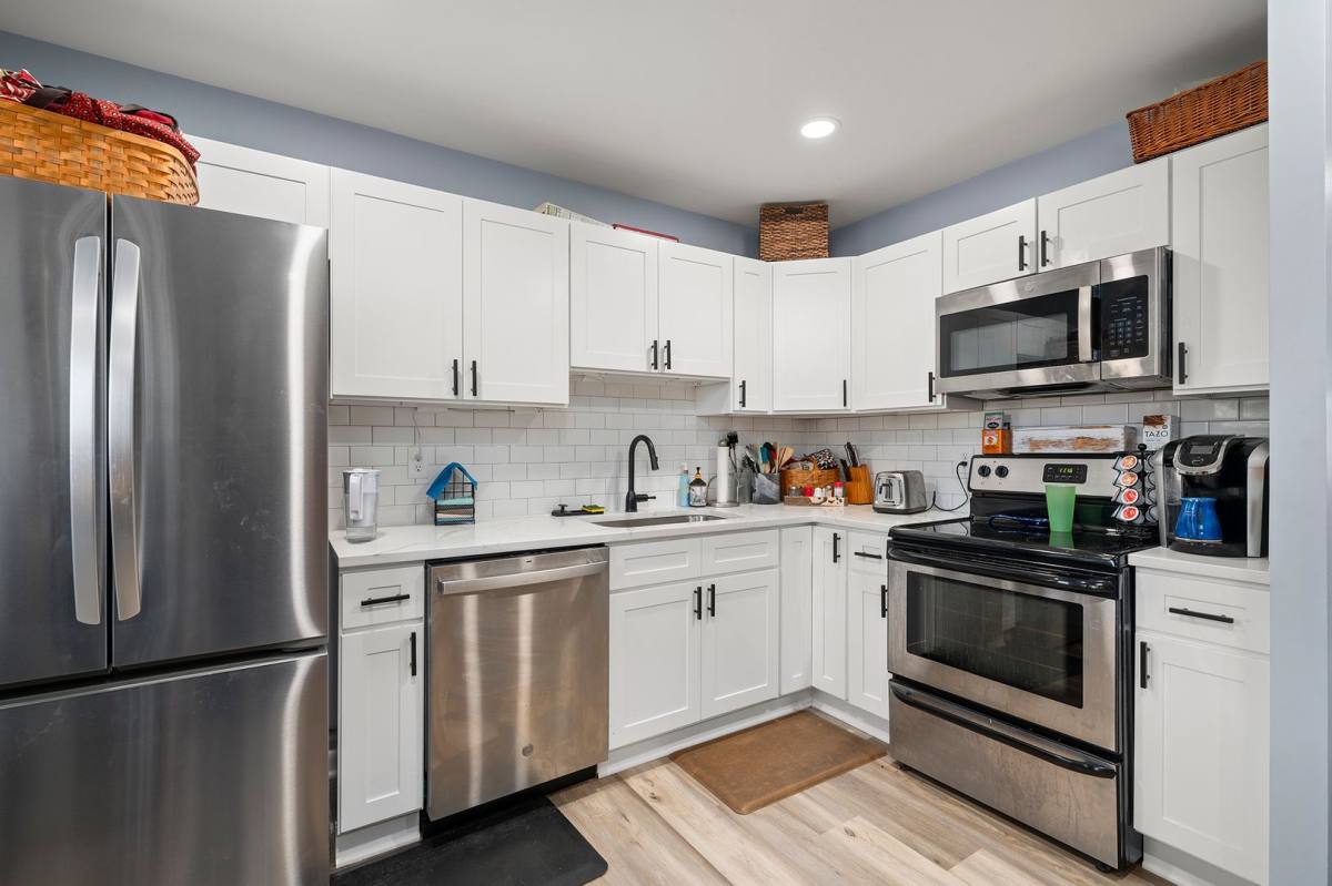 House for rent at 328 Benfield Rd, Severna Park, MD 21146
