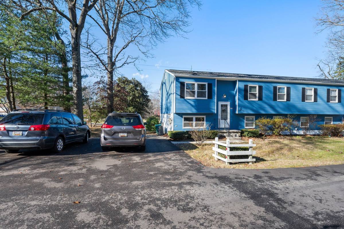 House for rent at 328 Benfield Rd, Severna Park, MD 21146
