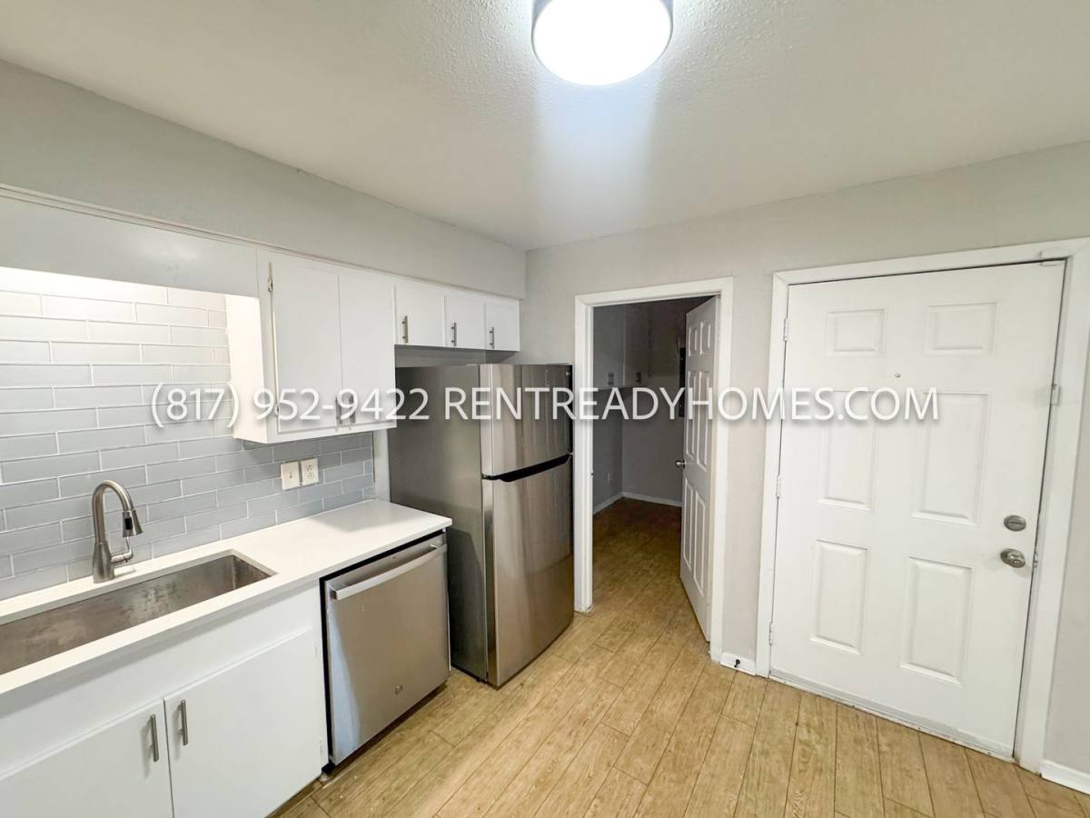 House for rent at 349 Bass Rd, Rockwall, TX 75032