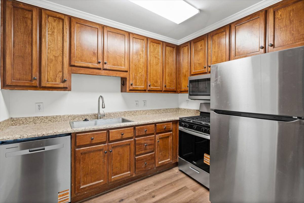 House for rent at 5213 Pineview Lane, Mobile, AL 36608