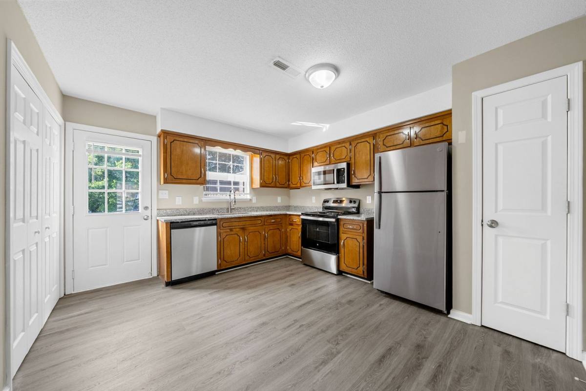 Apartment for rent at 240 Winters Court, Clarksville, TN 37043