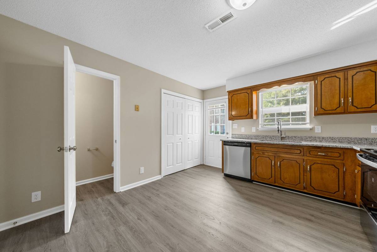 Apartment for rent at 240 Winters Court, Clarksville, TN 37043