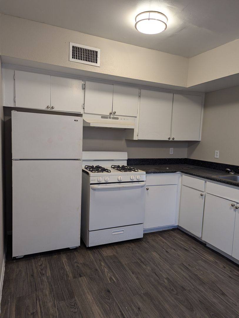 Apartment for rent at 610 E Mohave Rd, Tucson, AZ 85705