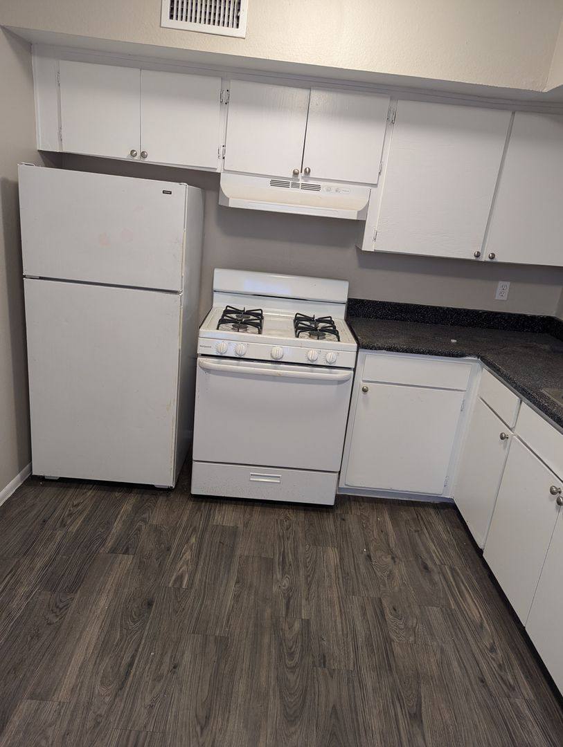 Apartment for rent at 610 E Mohave Rd, Tucson, AZ 85705