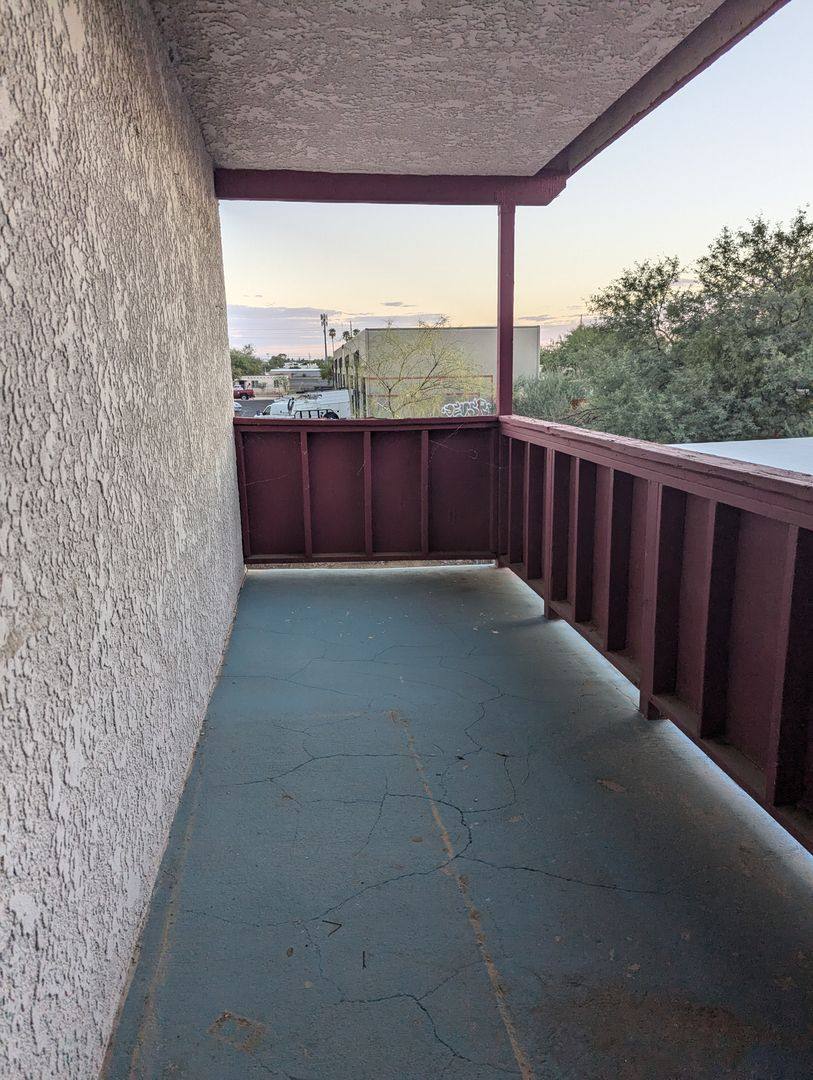 Apartment for rent at 610 E Mohave Rd, Tucson, AZ 85705