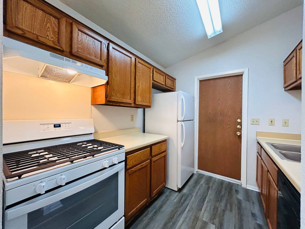 Apartment for rent at 416 Greenlawn Blvd, Round Rock, TX 78664