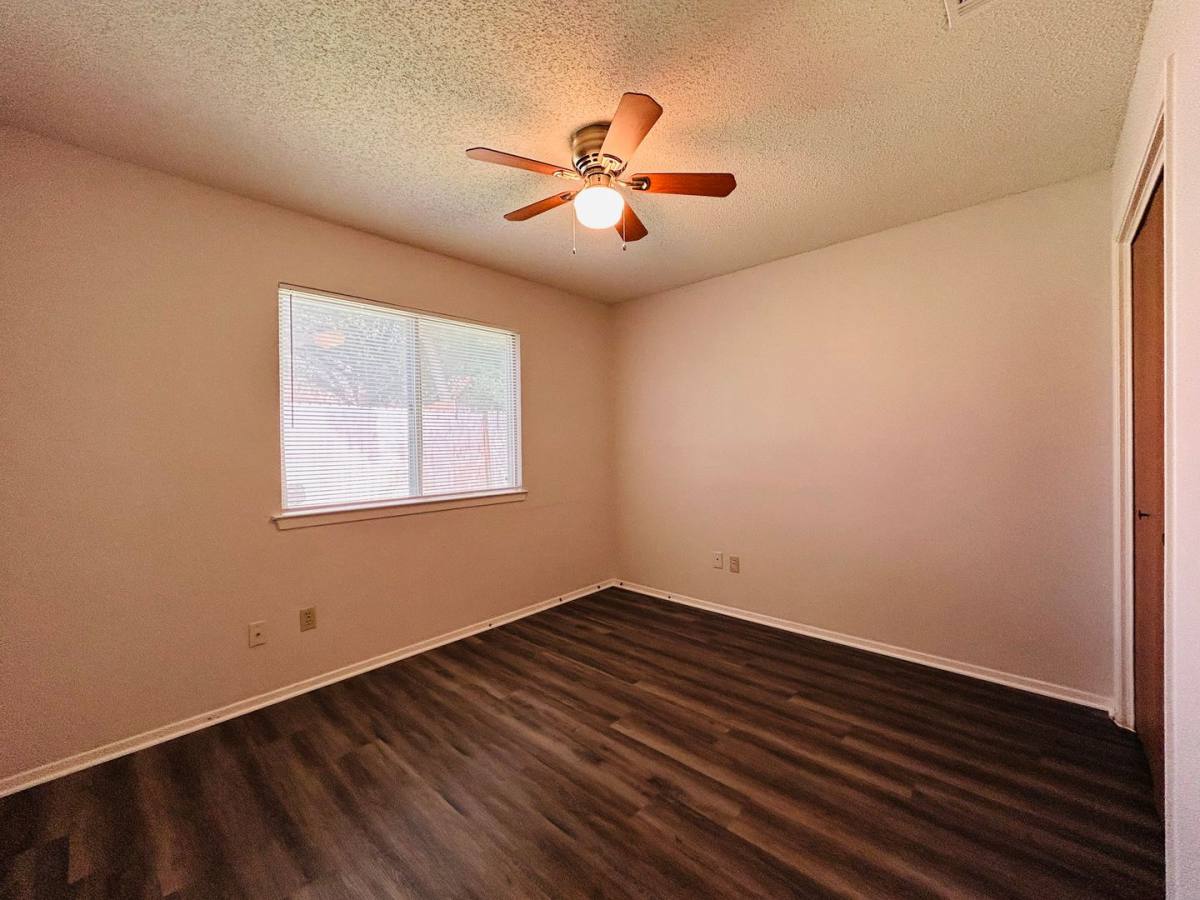 Apartment for rent at 416 Greenlawn Blvd, Round Rock, TX 78664