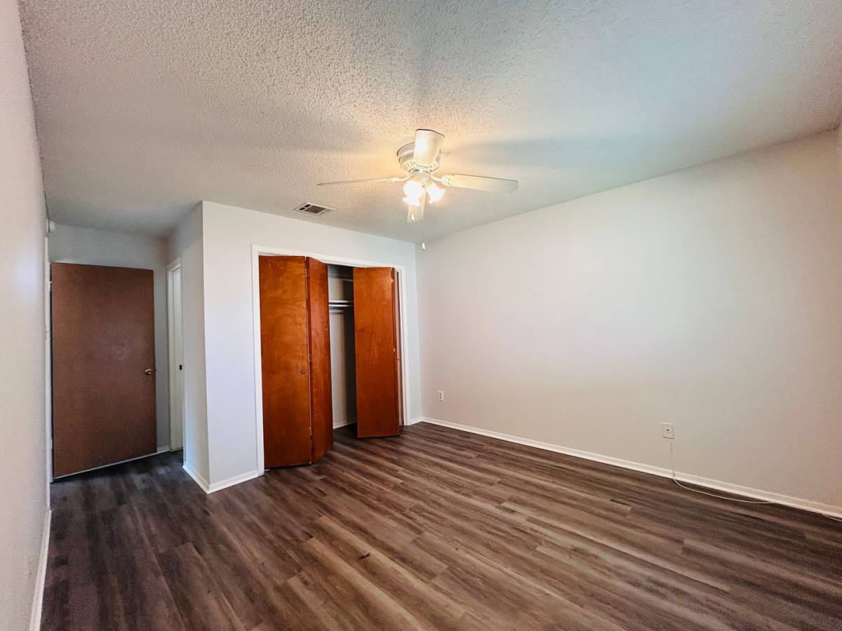 Apartment for rent at 416 Greenlawn Blvd, Round Rock, TX 78664