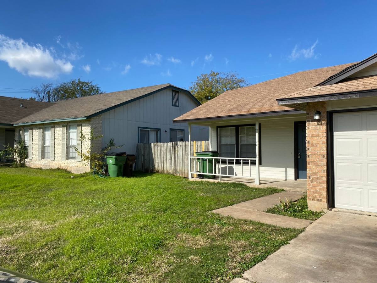 Apartment for rent at 510 Willowbend Cove, Round Rock, TX 78664