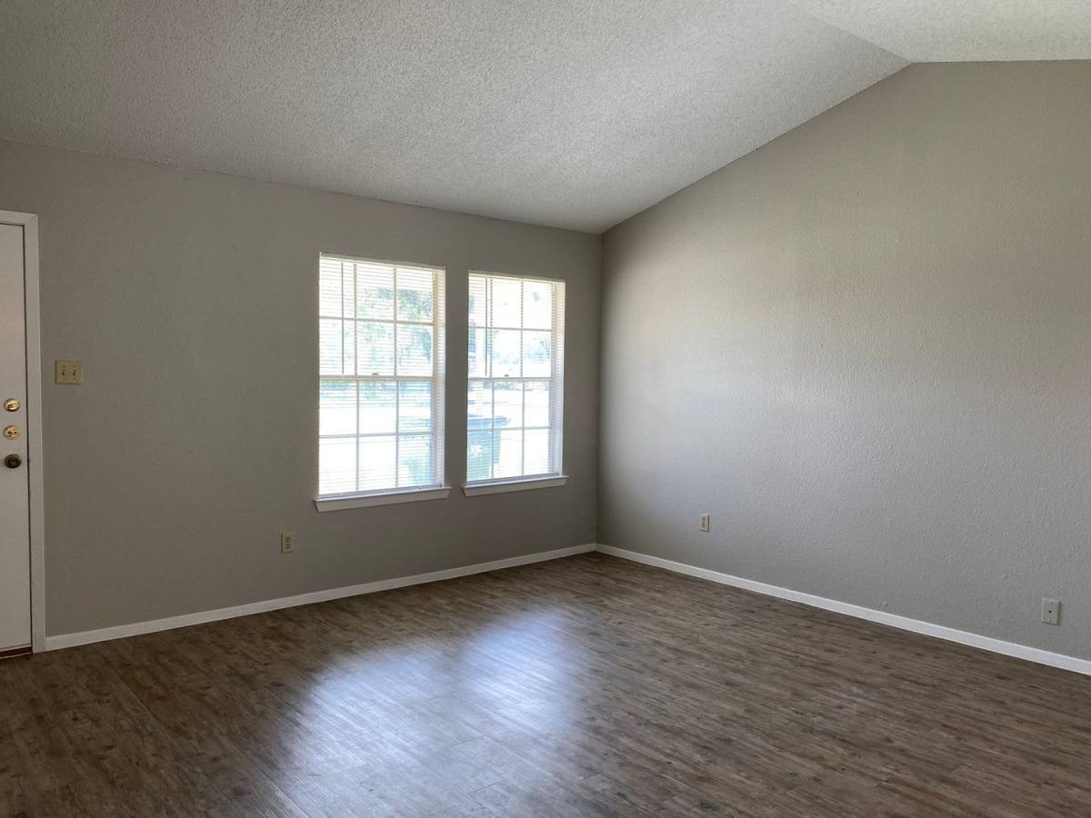 Apartment for rent at 510 Willowbend Cove, Round Rock, TX 78664
