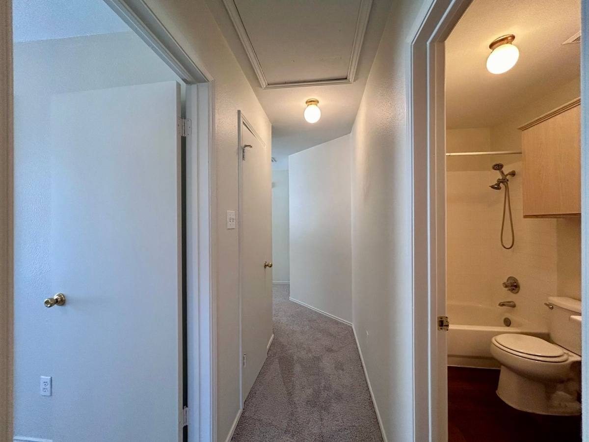Apartment for rent at 9703 Nightjar Dr, Austin, TX 78748