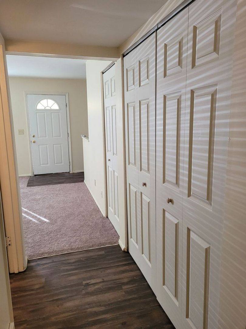 Townhouse for rent at 3231 N Talbot Ave, Erlanger, KY 41018