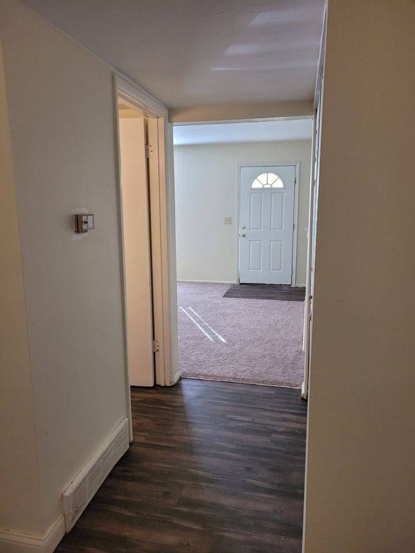 Townhouse for rent at 3231 N Talbot Ave, Erlanger, KY 41018