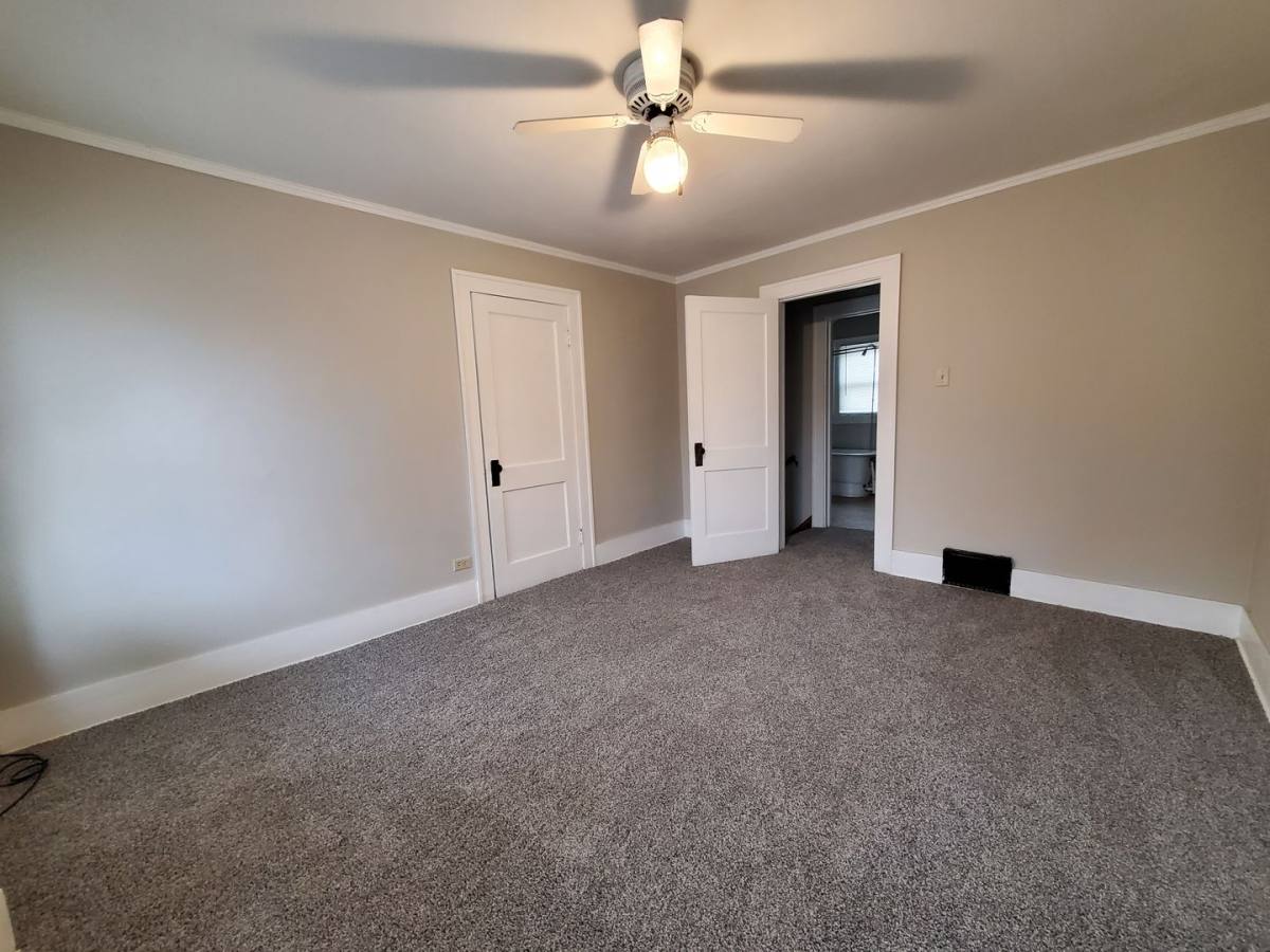 House for rent at 924 Hamlin St, Akron, OH 44320