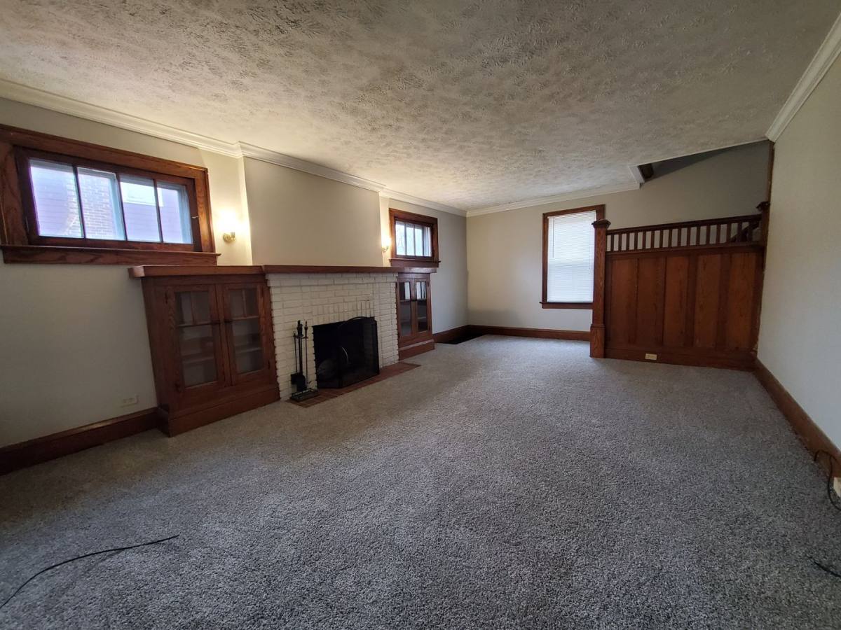 House for rent at 924 Hamlin St, Akron, OH 44320