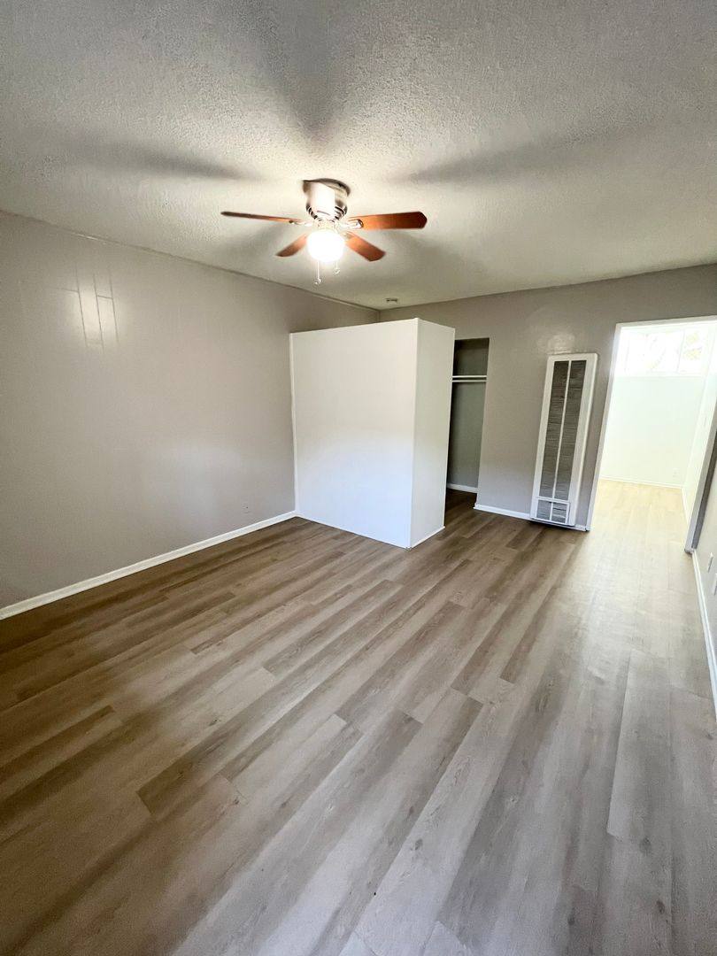 Apartment for rent at 3734 W El Segundo Blvd, Hawthorne, CA 90250