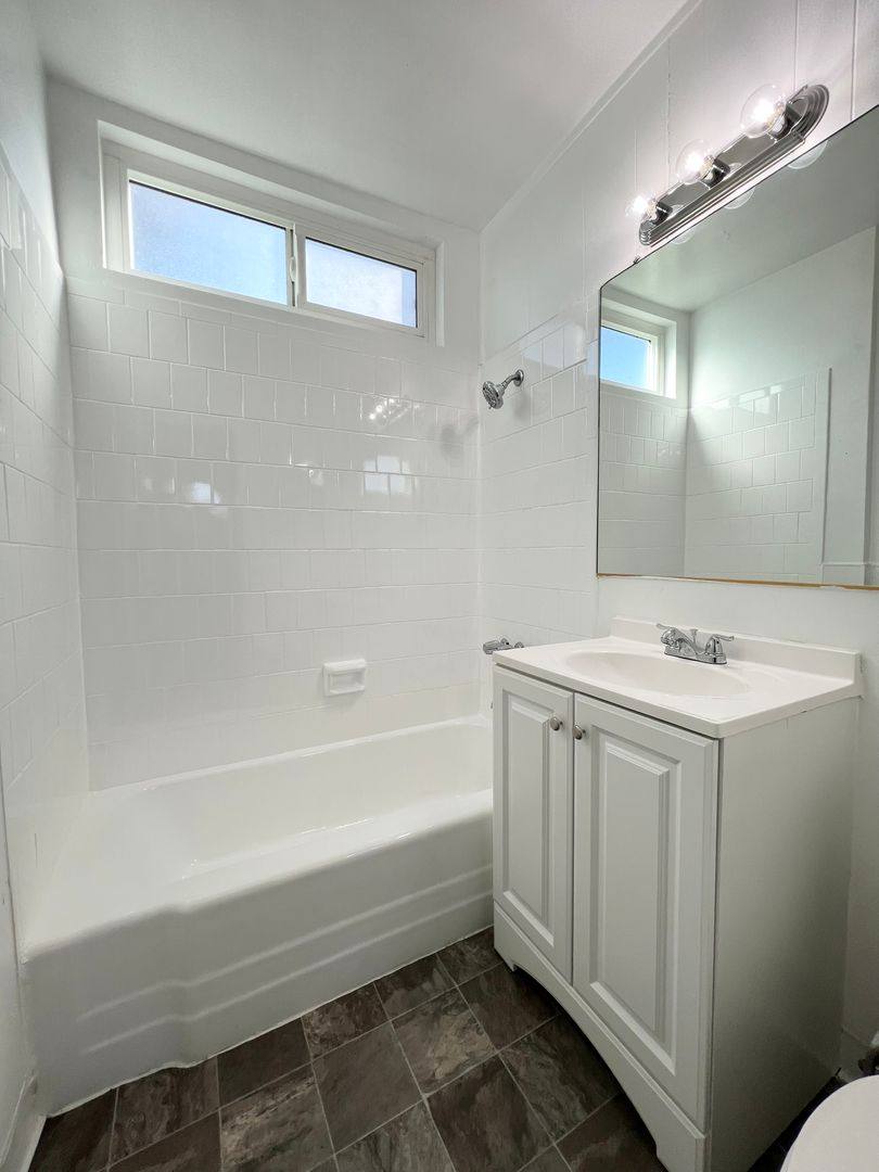 Apartment for rent at 3734 W El Segundo Blvd, Hawthorne, CA 90250