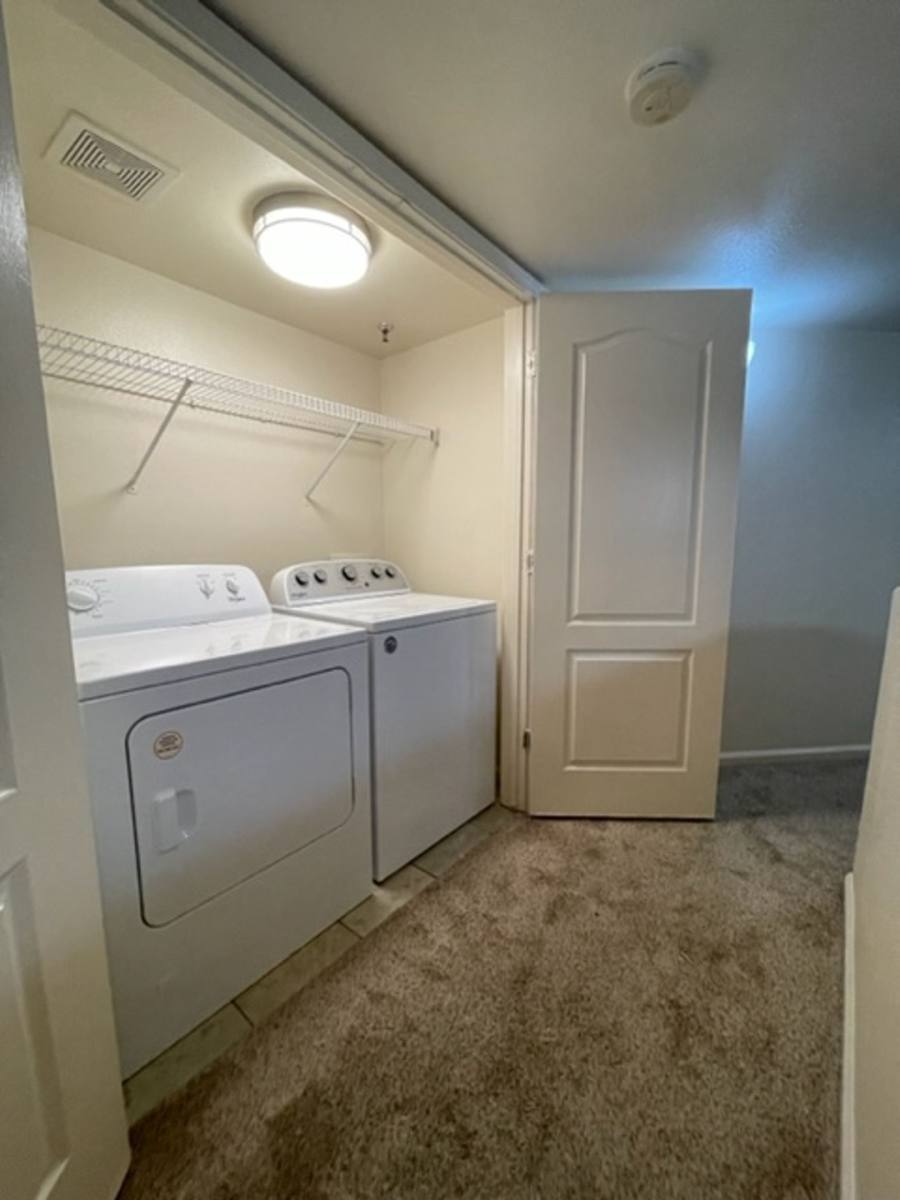 Townhouse for rent at 3655 W San Jose Ave, Fresno, CA 93711