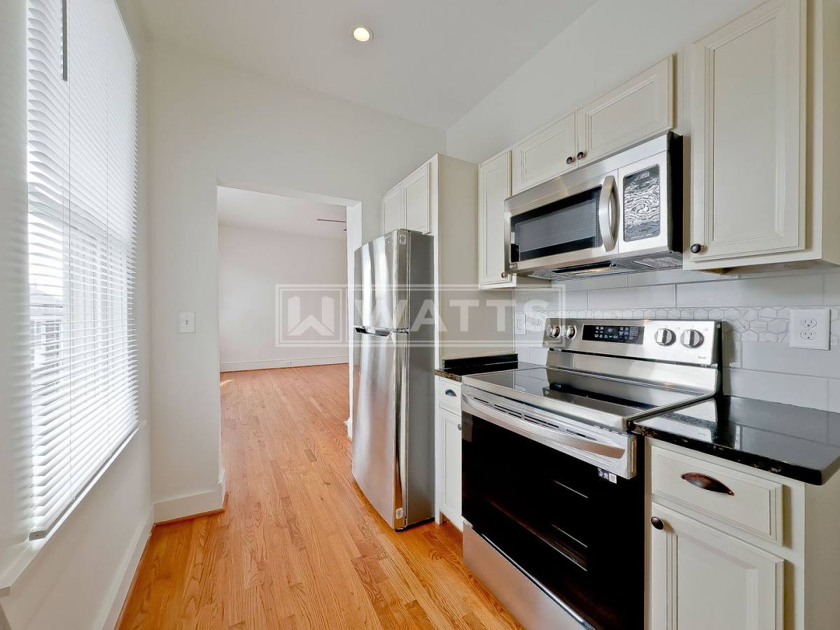 Apartment for rent at 1025 30th St S, Birmingham, AL 35205