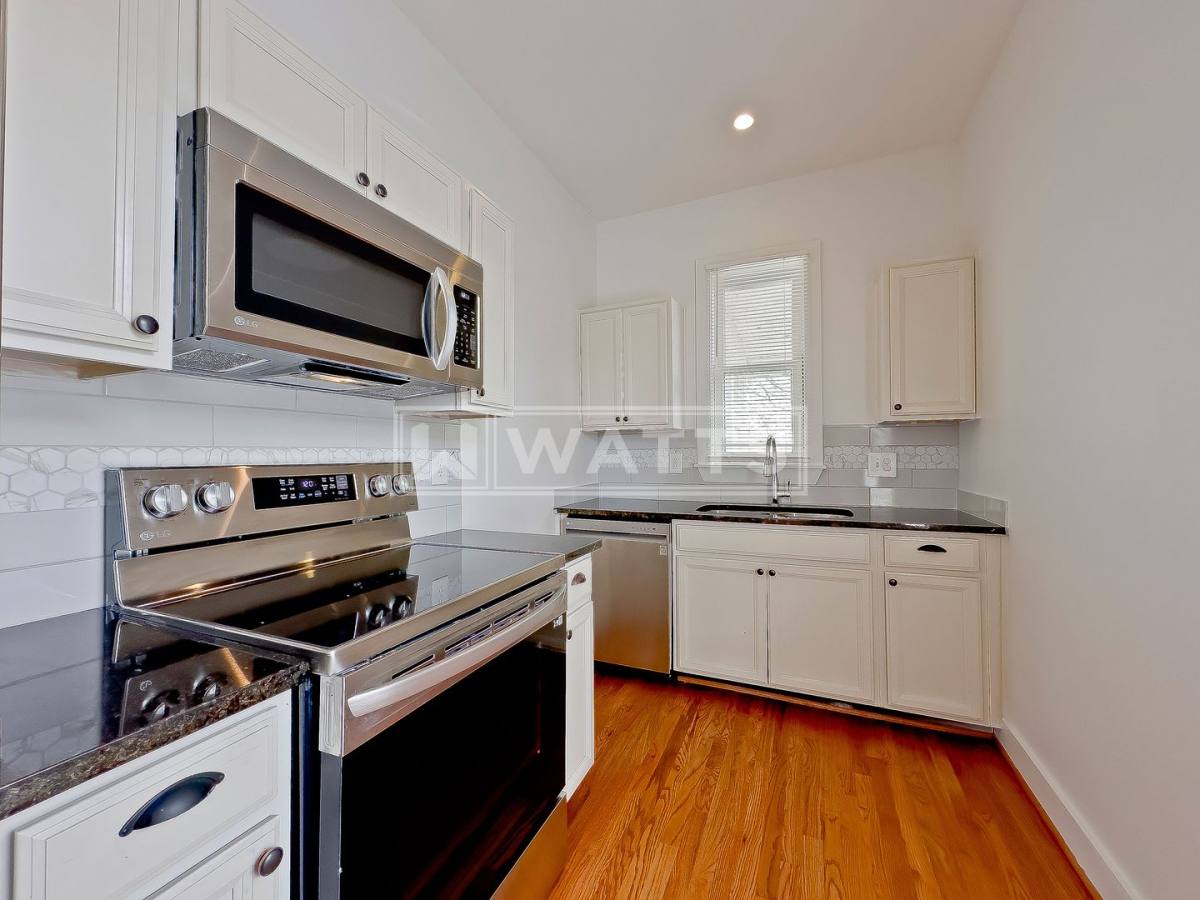 Apartment for rent at 1025 30th St S, Birmingham, AL 35205