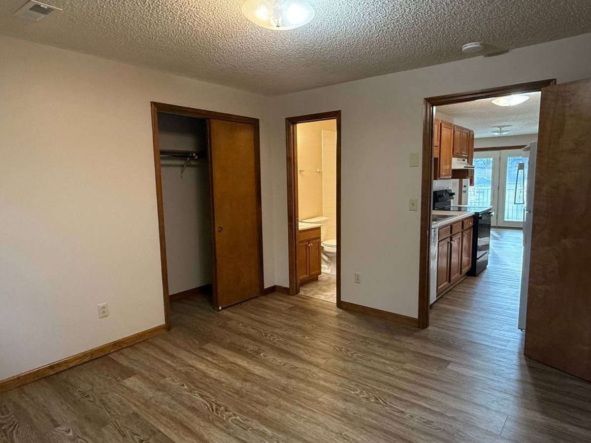 Apartment for rent at 404 W Jackson Blvd, Jonesborough, TN 37659
