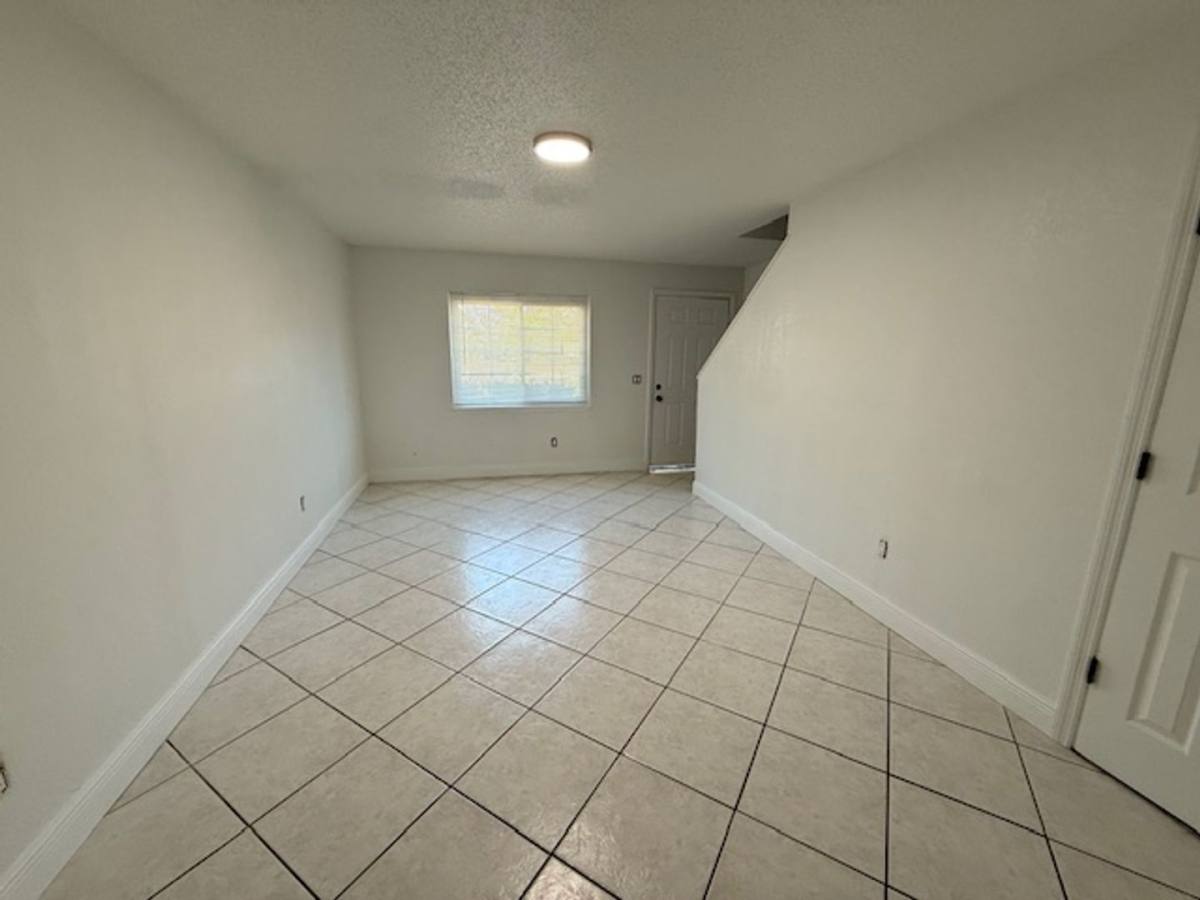Apartment for rent at 133 Garden Dr, Winter Springs, FL 32708
