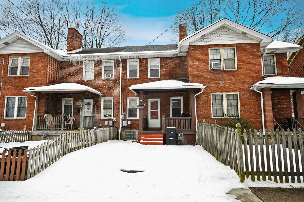 House for rent at 441 Ohio Ave, Clairton, PA 15025