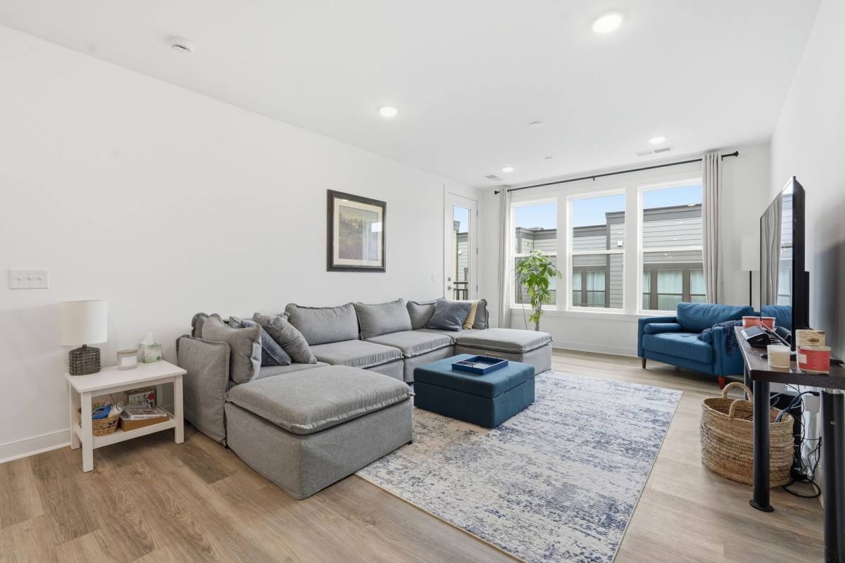 Condo for rent at 21950 Garganey Terrace, Ashburn, VA 20147