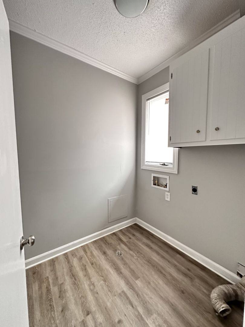 Apartment for rent at 208 Forest View Court, Winston Salem, NC 27104
