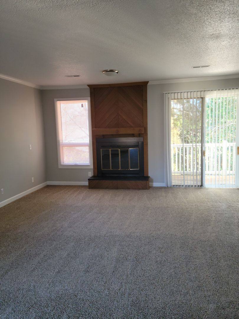 Apartment for rent at 208 Forest View Court, Winston Salem, NC 27104
