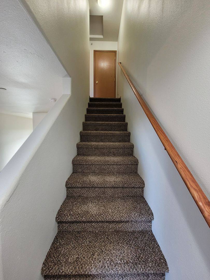 Apartment for rent at 1830 W Crouse St, Moses Lake, WA 98837