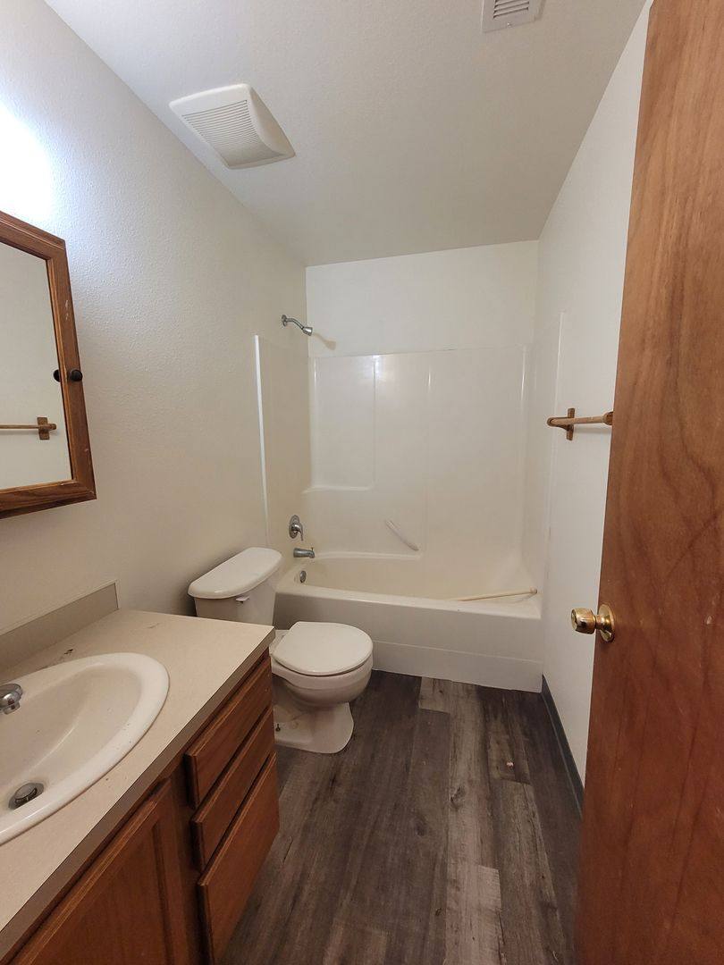 Apartment for rent at 1830 W Crouse St, Moses Lake, WA 98837