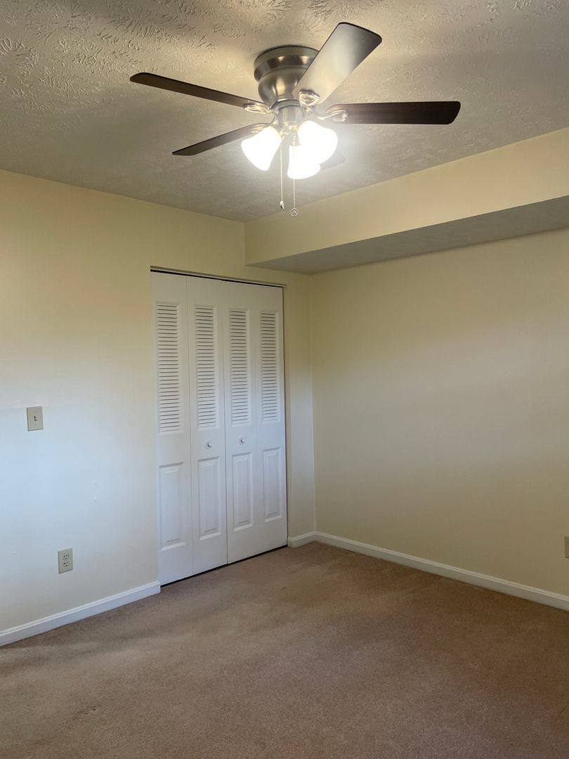 Apartment for rent at 333 Maplewood Dr, Cortland, OH 44410