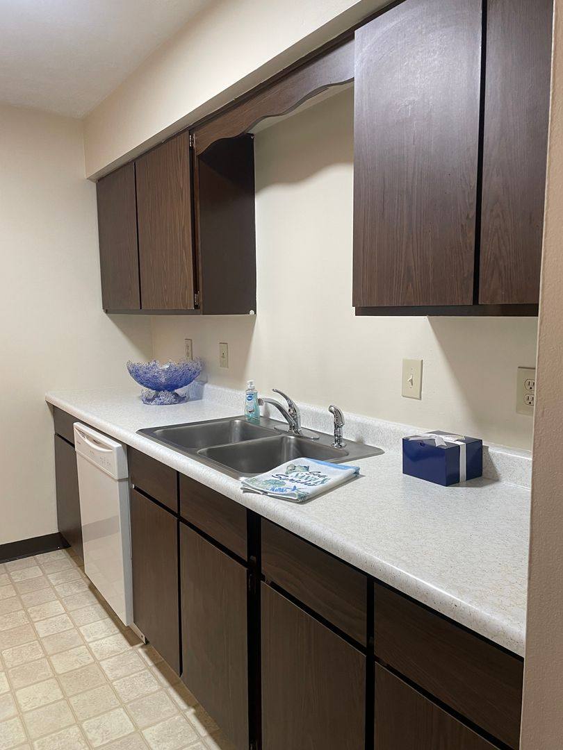 Apartment for rent at 333 Maplewood Dr, Cortland, OH 44410