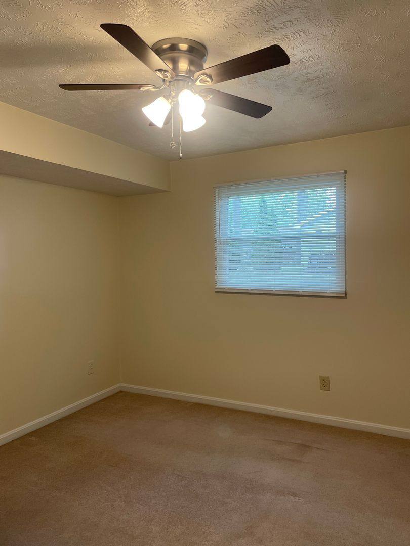 Apartment for rent at 333 Maplewood Dr, Cortland, OH 44410