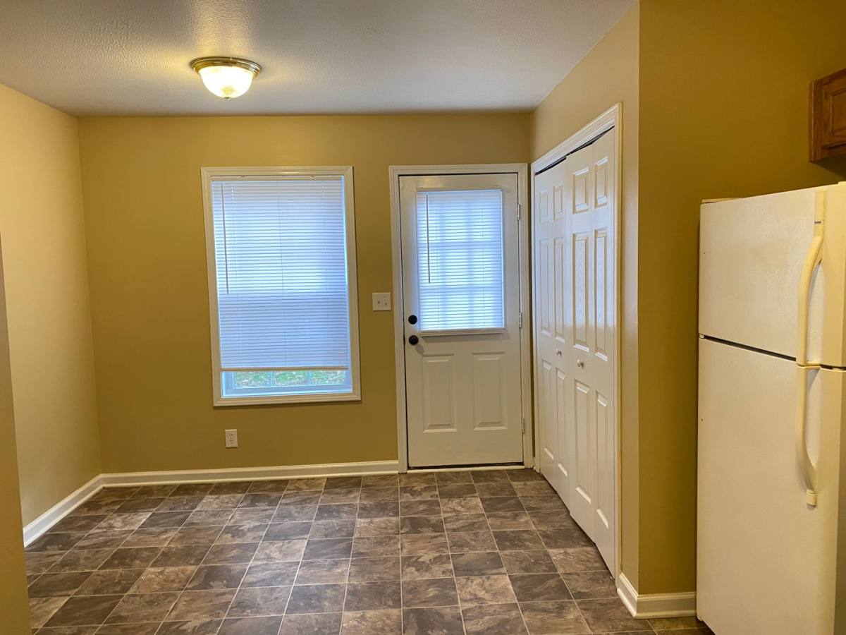 Apartment for rent at 803 Golf View Place, Clarksville, TN 37043